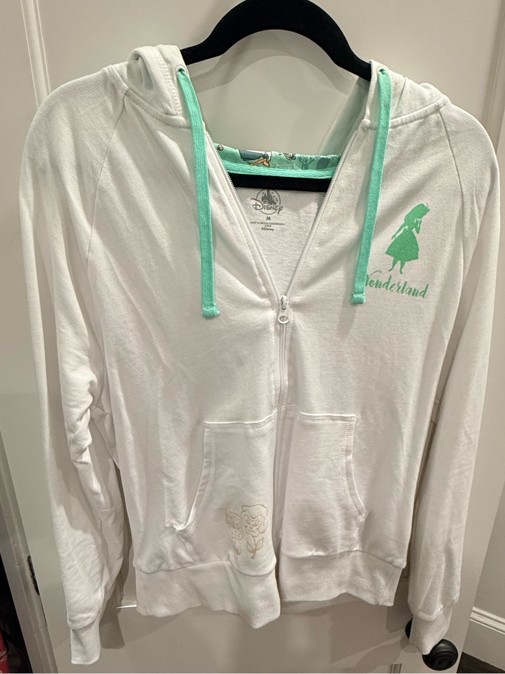 Disney Parks 2022 Epcot World Showcase UK Pavilion ALICE IN WONDERLAND Hoodie M